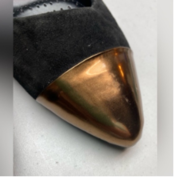 Kenneth Cole Reaction Suede Heels, 8 Fall Sale - Picture 10 of 10